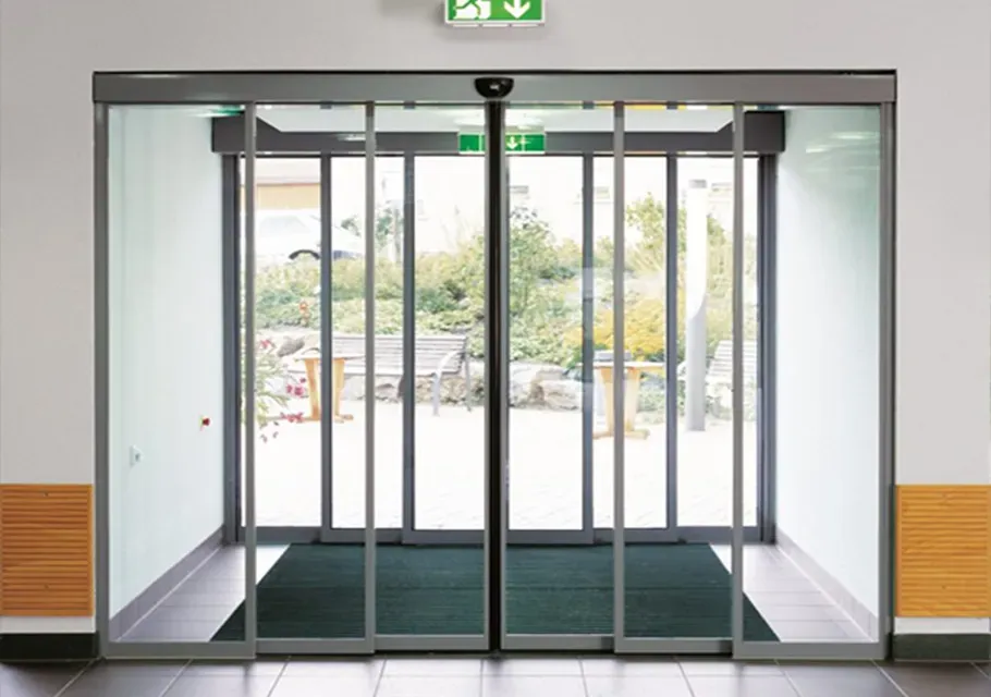 Endüstriyel otomatik kapı